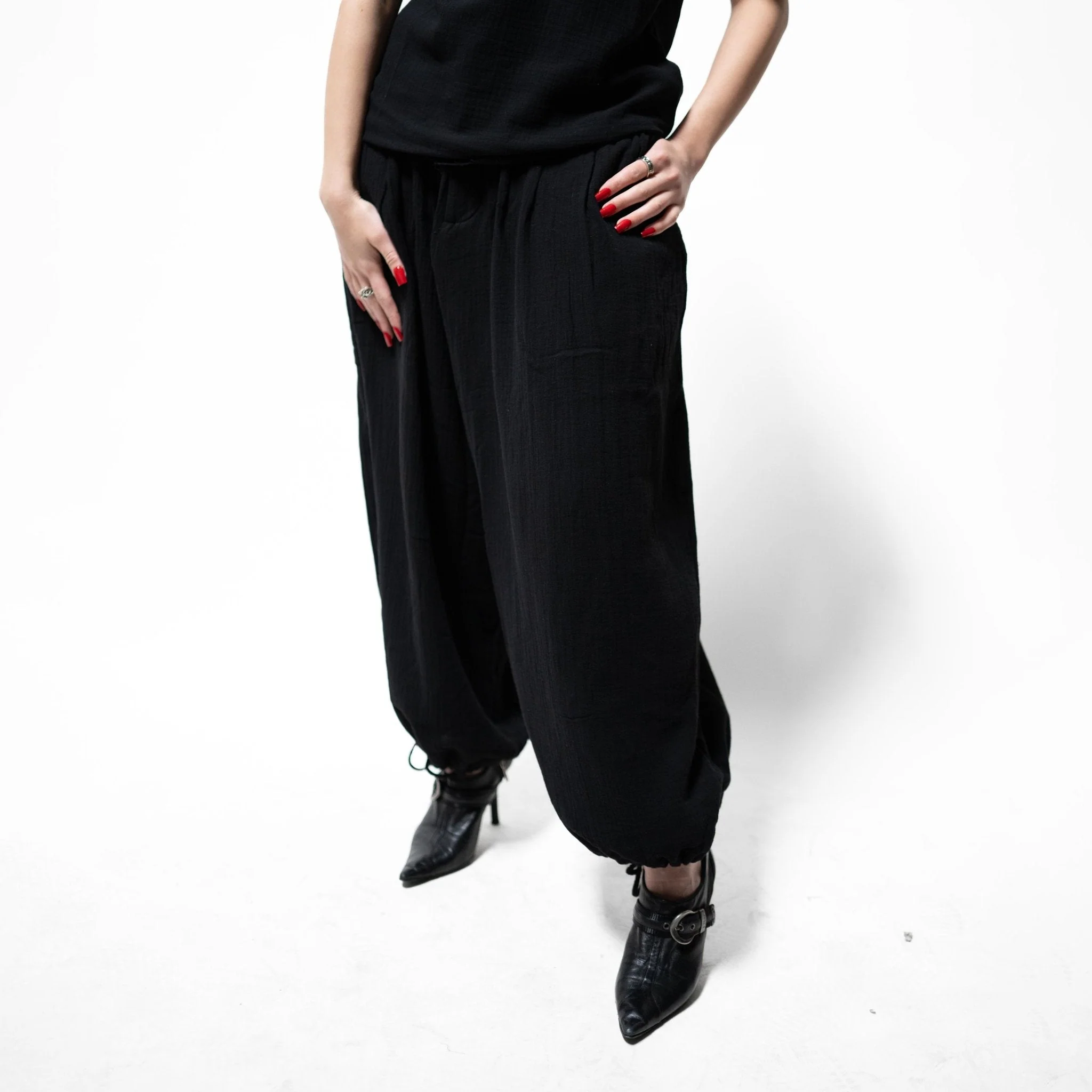 MUSLIN BALLOON PLEATS - Image 3